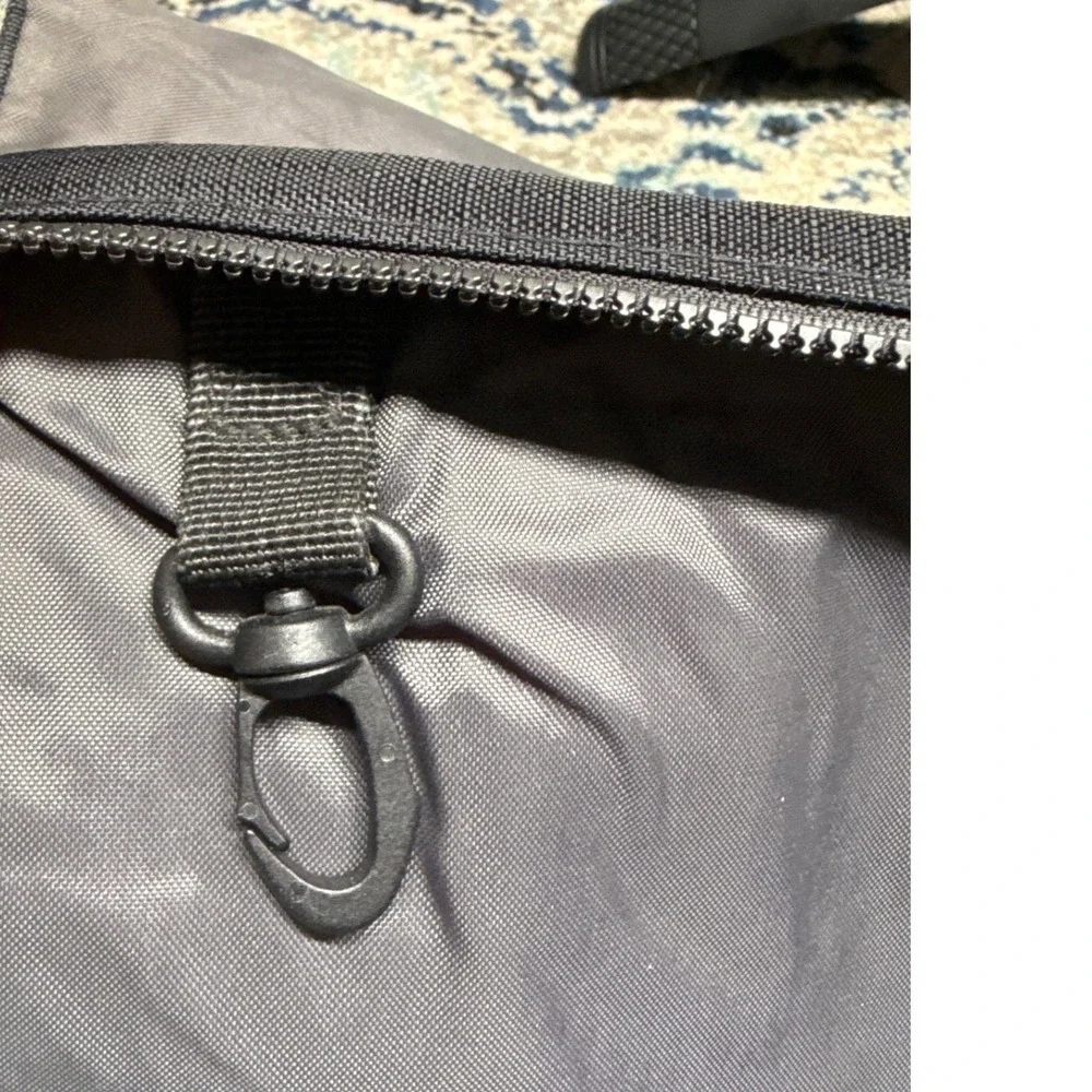 Eddie Bauer Black Nylon Ripstop Crossbody Messenger Bag Utility Travel Organizer
